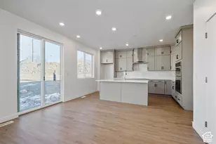 912 W Bellshill Dr, Murray, UT 84123 - Photo 16