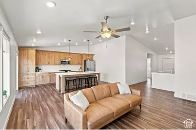 694 W Jedediah Way S, Grantsville, UT 84029 - Photo 12