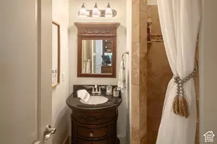 2068 S 140 W, Orem, UT 84058 - Photo 24