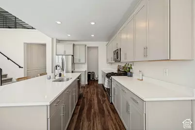 7323 W Afterglow Ln, West Valley, UT 84081 - Photo 14