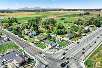 2018 W 700 S, Syracuse, UT 84075 - Photo 4