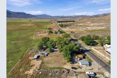 489 N Ducksprings Dr, Moroni, UT 84646 - Photo 14