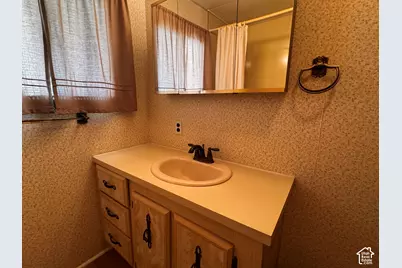 3800 S 1900 W #188, Roy, UT 84067 - Photo 32