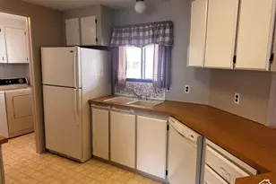 3800 S 1900 W, Roy, UT 84067 - Photo 18