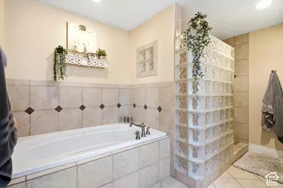 1681 N Pages Pl, Bountiful, UT 84010 - Photo 40