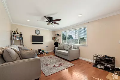 1532 W Marty Cir, West Jordan, UT 84084 - Photo 2
