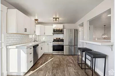 603 W 1580 N, Clinton, UT 84015 - Photo 8