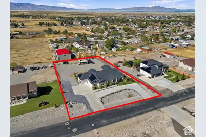 7707 N Cobblerock Rd, Lake Point, UT 84074 - Photo 52
