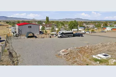 7707 N Cobblerock Rd, Lake Point, UT 84074 - Photo 54