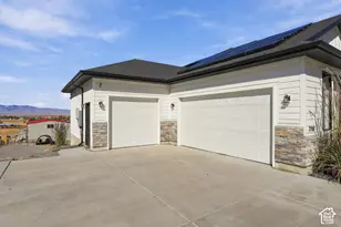 7707 N Cobblerock Rd, Lake Point, UT 84074 - Photo 50