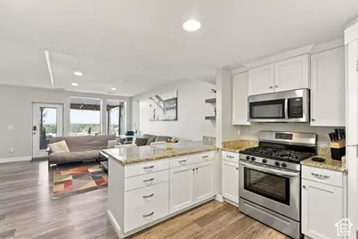 7707 N Cobblerock Rd, Lake Point, UT 84074 - Photo 36