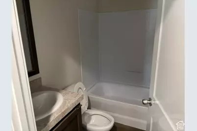 50 S 1500 W #115, Vernal, UT 84078 - Photo 6