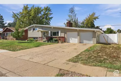 5067 S 2325 W, Roy, UT 84067 - Photo 4