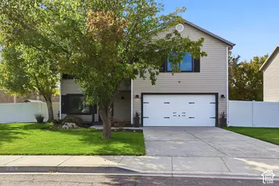 1667 W 900 S, Lehi, UT 84043 - Photo 2