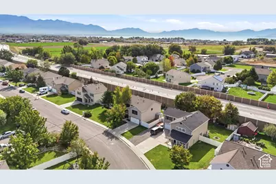 1667 W 900 S, Lehi, UT 84043 - Photo 36