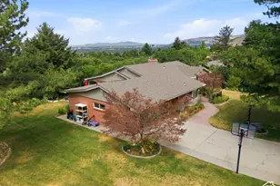 4058 S Mount Olympus Way E, Millcreek, UT 84124 - Photo 2