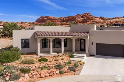 2211 Camino Del Carnero, Moab, UT 84532 - Photo 2