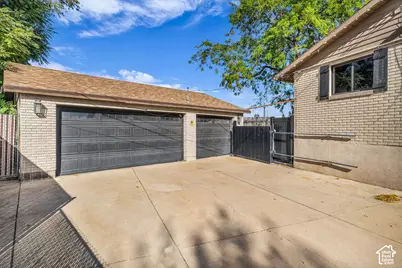 760 N 100 W, Clearfield, UT 84015 - Photo 2