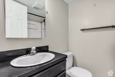 760 N 100 W, Clearfield, UT 84015 - Photo 28