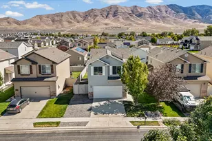 3702 N Tumwater Dr W, Eagle Mountain, UT 84005 - Photo 32