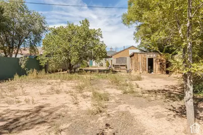 325 W 100 S, Richfield, UT 84701 - Photo 22