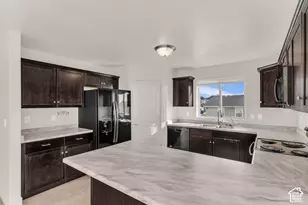 1520 E Erickson Knl Ln, Eagle Mountain, UT 84005 - Photo 6