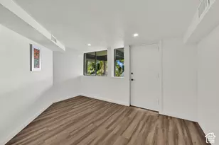 564 E 11th Ave, Salt Lake City, UT 84103 - Photo 8