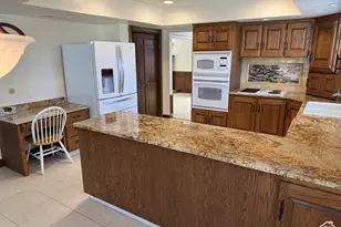 1273 Newport Ln, Kaysville, UT 84037 - Photo 4