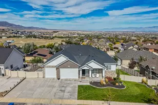 6982 W Majestic View Ln, Herriman, UT 84096 - Photo 2
