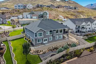 6982 W Majestic View Ln, Herriman, UT 84096 - Photo 6