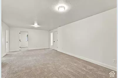 855 N 975 E, Ogden, UT 84404 - Photo 18
