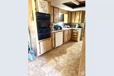 5021 N 6200 W, Roosevelt, UT 84066 - Photo 8