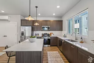 736 S 300 E, Salt Lake City, UT 84111 - Photo 12