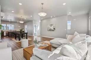 736 S 300 E, Salt Lake City, UT 84111 - Photo 8