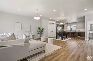 736 S 300 E, Salt Lake City, UT 84111 - Photo 4