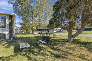 906 W 2400 N, Clinton, UT 84015 - Photo 36