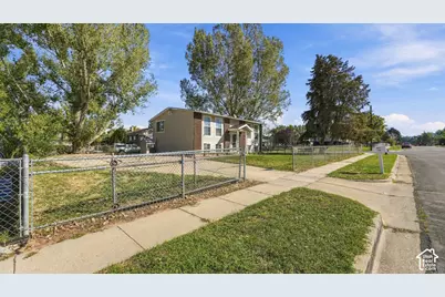 906 W 2400 N, Clinton, UT 84015 - Photo 38
