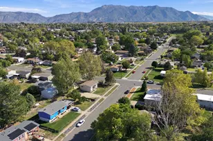 906 W 2400 N, Clinton, UT 84015 - Photo 40