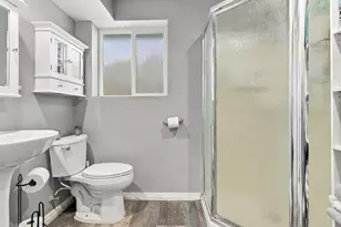 906 W 2400 N, Clinton, UT 84015 - Photo 28