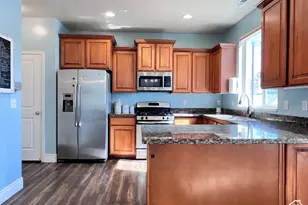 897 W Cambridge Dr, North Salt Lake, UT 84054 - Photo 10