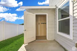 491 W Sunset Pt N, Sunset, UT 84015 - Photo 16