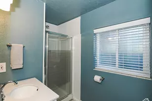 136 E Rice Ln, Farmington, UT 84025 - Photo 38