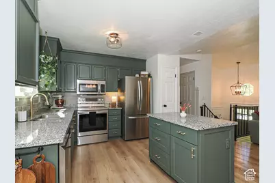136 E Rice Ln, Farmington, UT 84025 - Photo 10