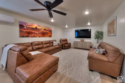33 Merriam Ct, Moab, UT 84532 - Photo 2