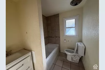 527 S 500 E, Clearfield, UT 84015 - Photo 10