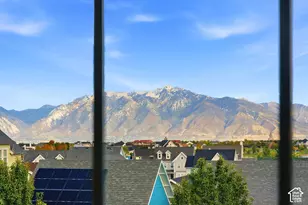 10752 S Beach Comber Way W, South Jordan, UT 84009 - Photo 32