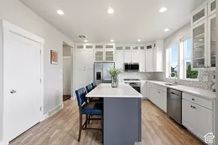 10752 S Beach Comber Way W, South Jordan, UT 84009 - Photo 12
