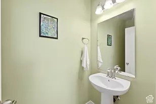 10752 S Beach Comber Way W, South Jordan, UT 84009 - Photo 20