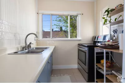 8859 W W Park St, Copperton, UT 84006 - Photo 12