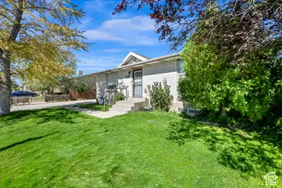 5414 W Mountain Men Dr S, Kearns, UT 84118 - Photo 2